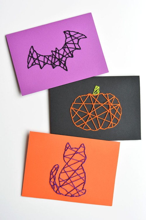 Halloween Crafts - Halloween String Art Cards