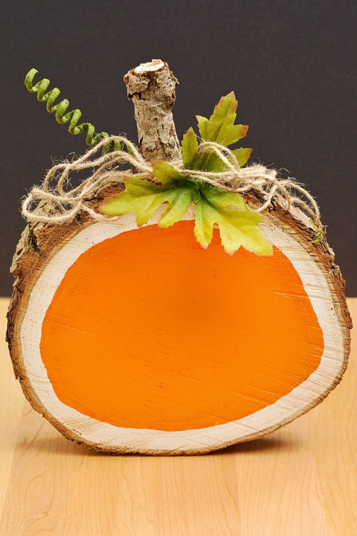 Halloween Craft - Wood Slice Pumpkins
