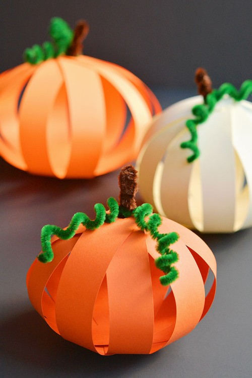 Halloween Crafts for Kids - Paper Pumpkins
