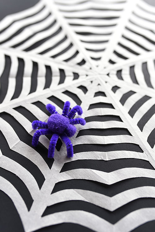 Easy Halloween Crafts - Paper Spiderwebs