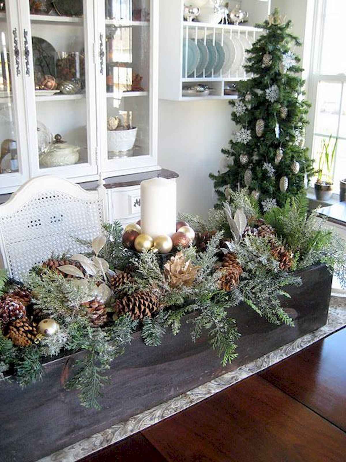35-Beautiful-Christmas-Decorations-Table