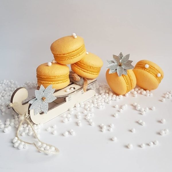 Small Desserts Made With Love and Macaron 288